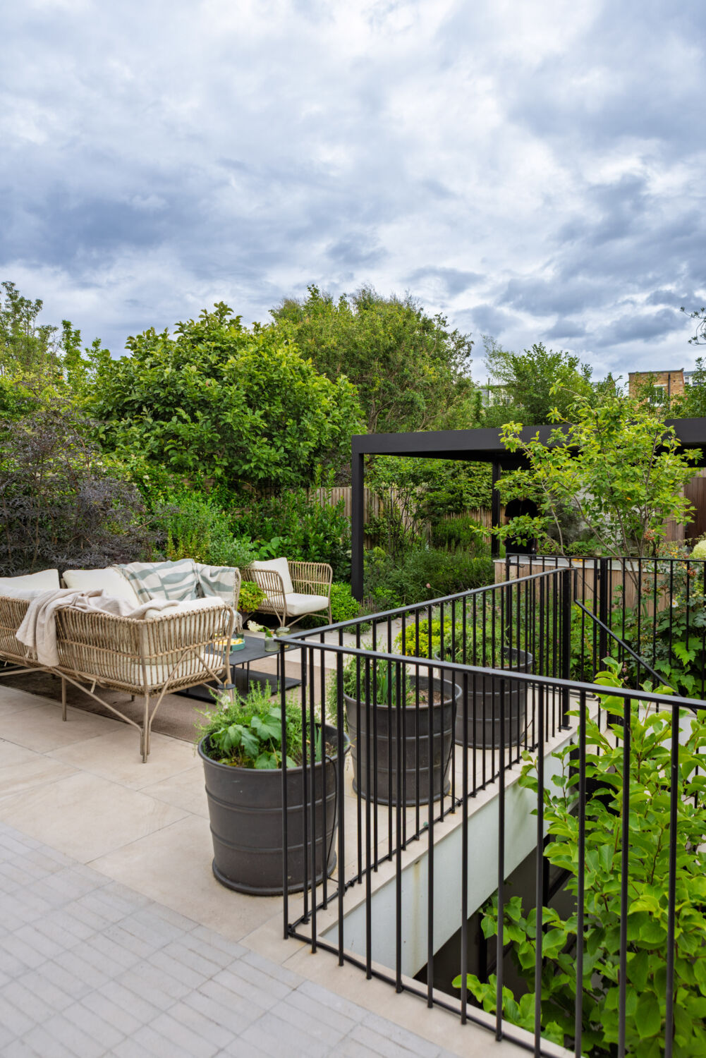 Front garden landscaping example